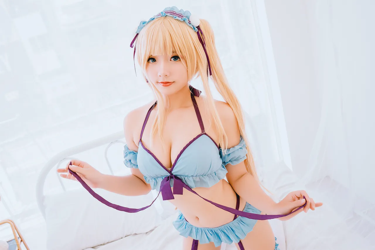 Messie Huang -  Eriri sexy-erohere12.webp
